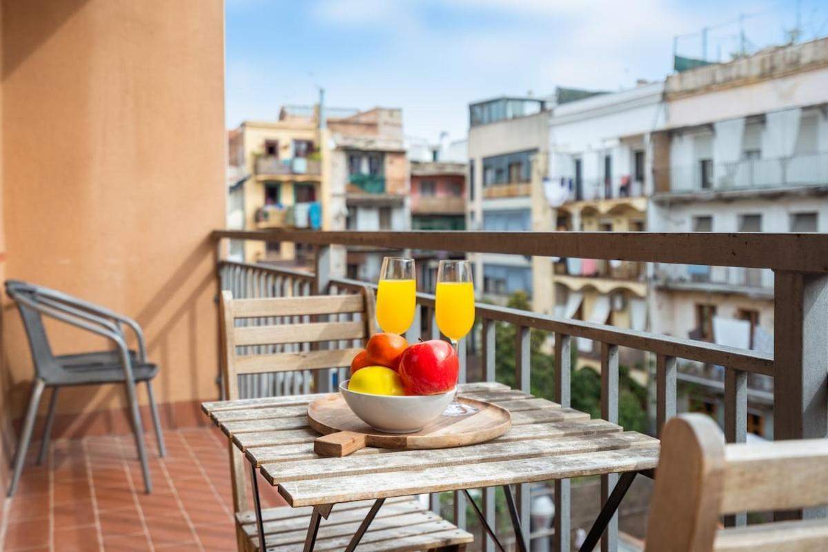 Lodging Apartments Liceu G1 Barcelona Exterior foto