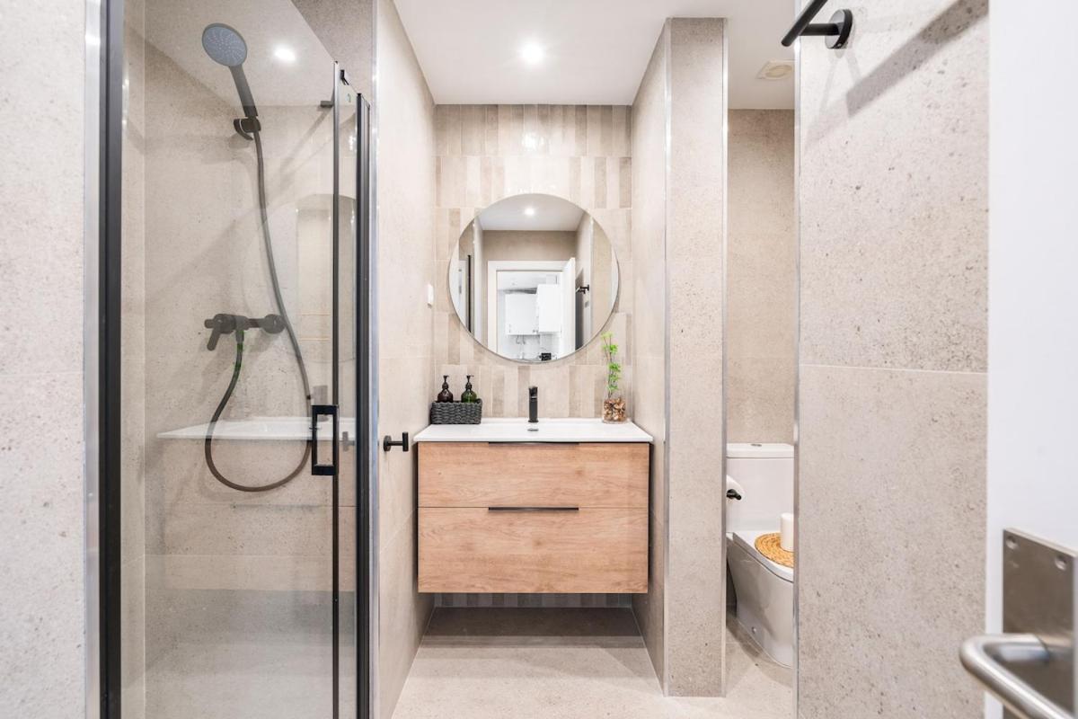 Lodging Apartments Liceu G1 Barcelona Exterior foto