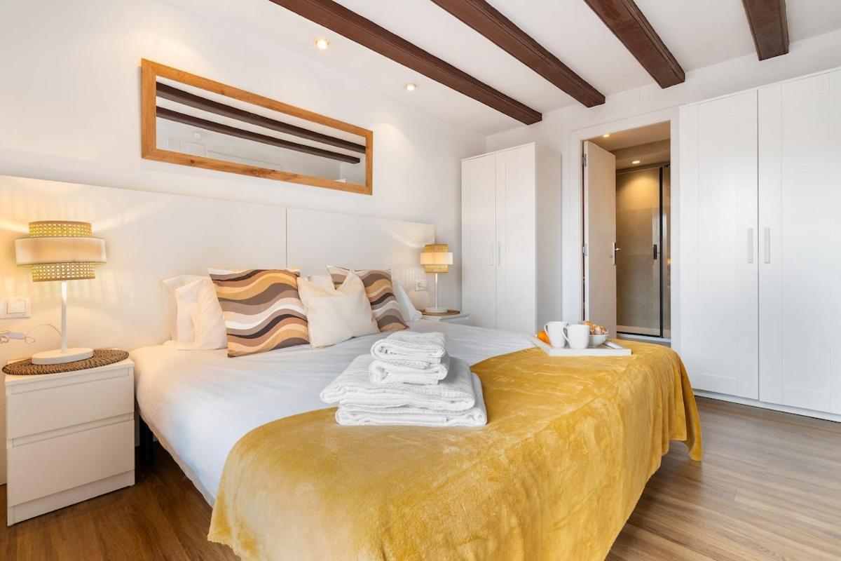 Lodging Apartments Liceu G1 Barcelona Exterior foto